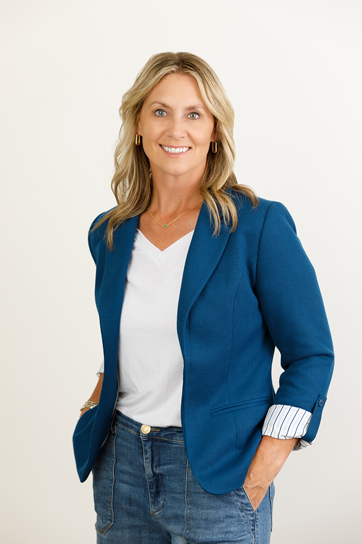 Carolyn Hardman headshot